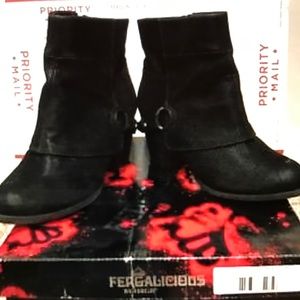 Fergalicious liza boots new size 8